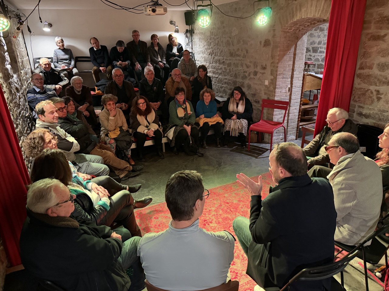 Nature et fin de vie : une 79e réunion publique des citoyens du Conseil de Circonscription au Cœur de l’Humain à Saint-Genis-Laval